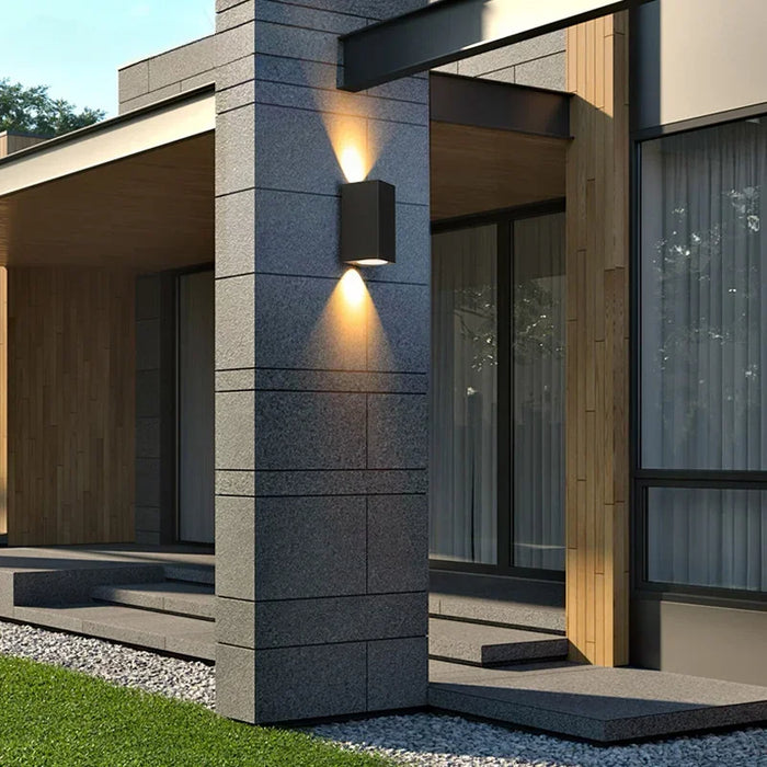 Axis Up Down LED Wall Light – 10W 7000K
