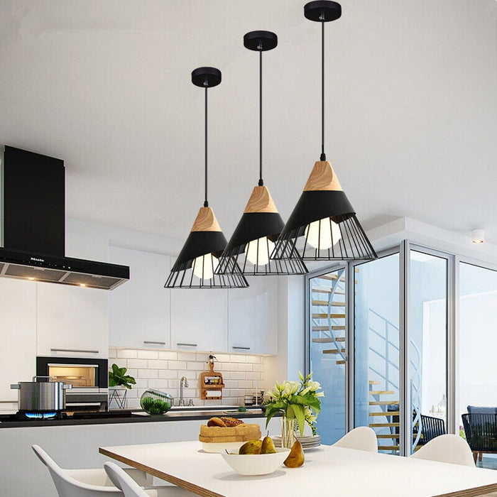 Skaga Wire Frame Pendant Light